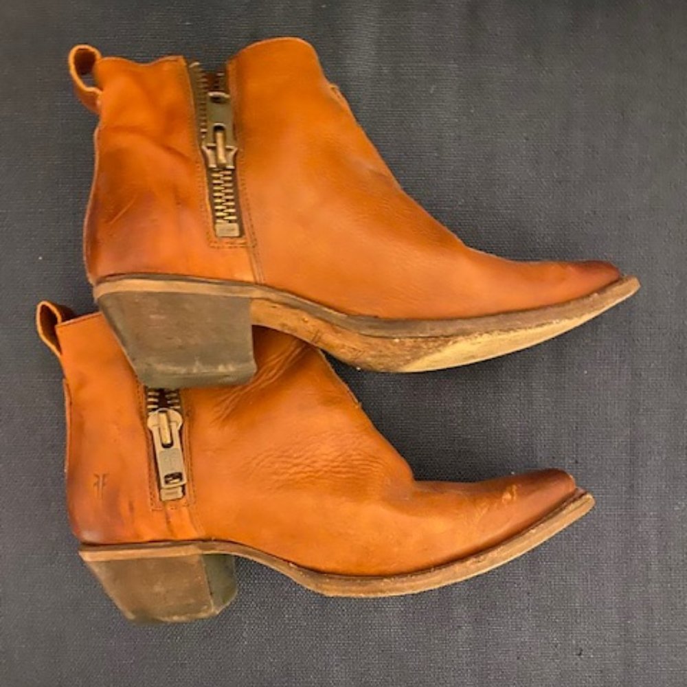 Frye Sacha Shortie Western Boot
